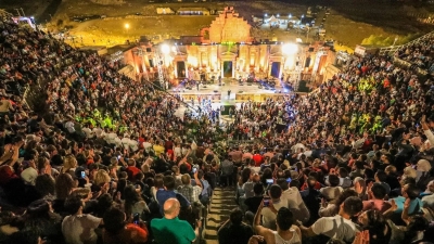 غزة نجمة المسرح الاولى في مهرجان جرش | خارج المستطيل الأبيض